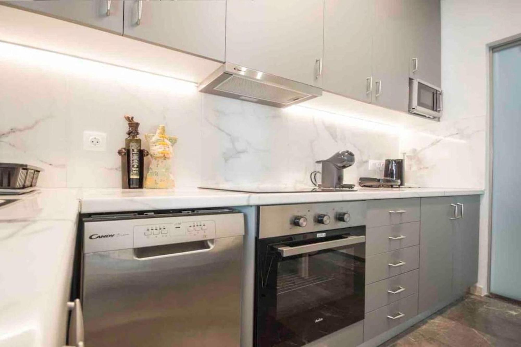 Alkuoni Lux Flat At Pfaliro 雅典 外观 照片